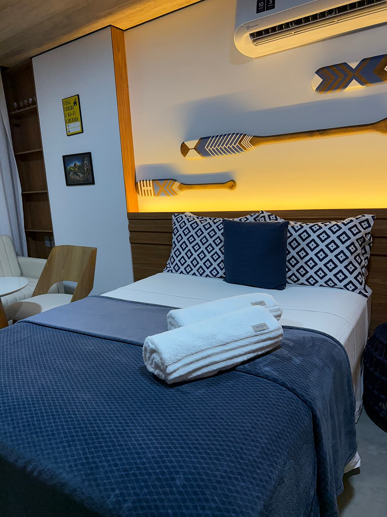 Beira-mar com varanda e recepção 24h- Pajuçara